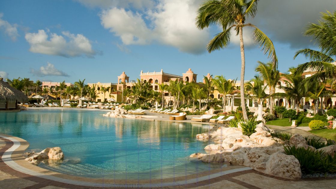 Legal Must-Knows for Buying Pre-Construction Property in Mexico, Dubai & DR